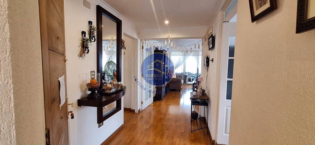 Departamento de 4 habitaciones en venta, Parque Croata