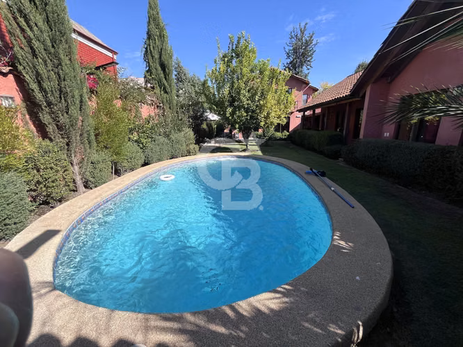 Exclusiva Residencia en La Reina Alta | Vistas Panorámicas