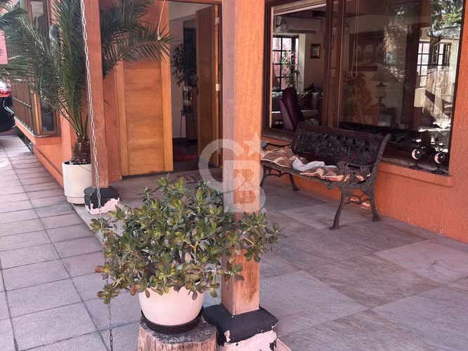 Exclusiva Residencia en La Reina Alta | Vistas Panorámicas