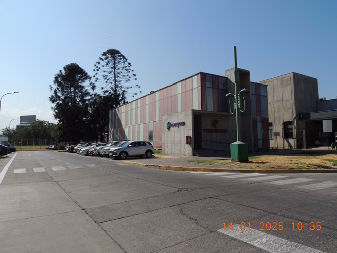 Espaciosa Bodega de 460 m2 los gobelinos (150233)