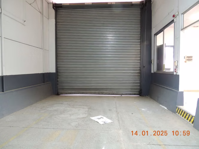 Espaciosa Bodega de 460 m2 los gobelinos (150233)