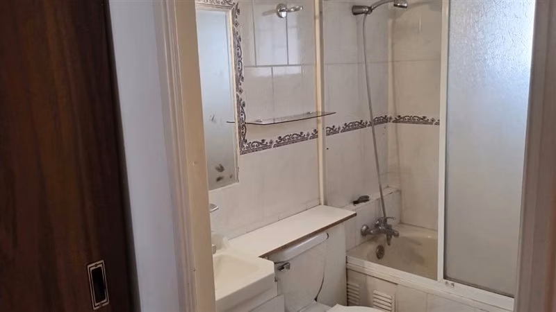 Casa en venta de 2 dorm. en La Florida