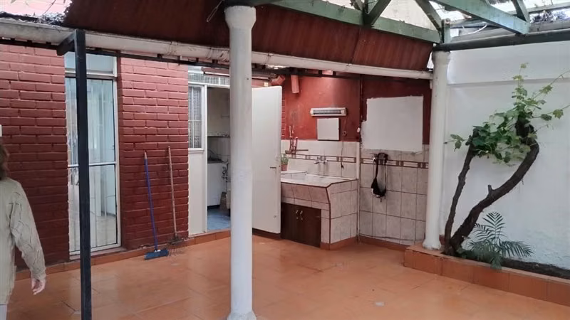 Casa en venta de 2 dorm. en La Florida
