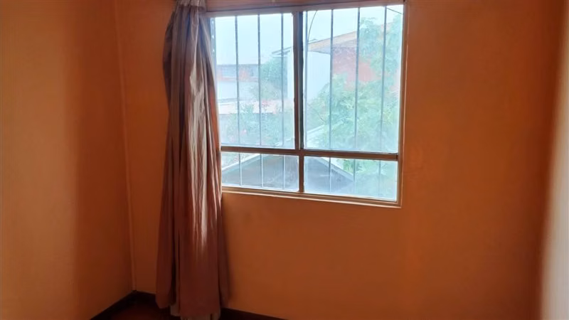 Casa en venta de 2 dorm. en La Florida