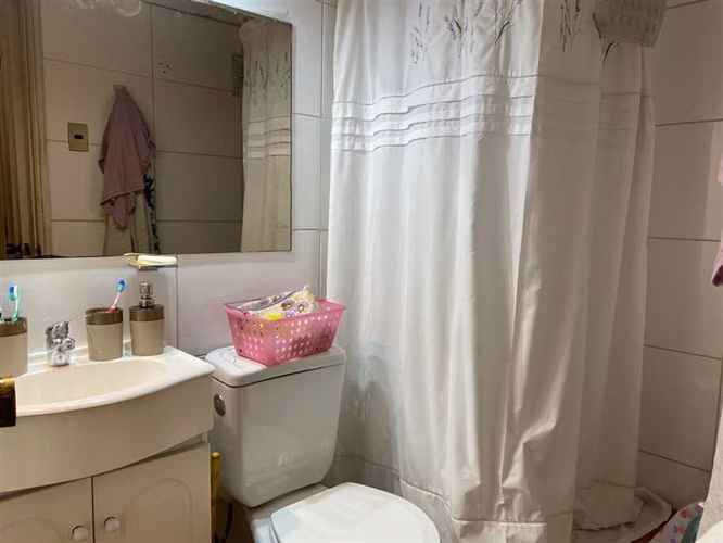 Departamento en venta de 4 dorm. en Las Condes
