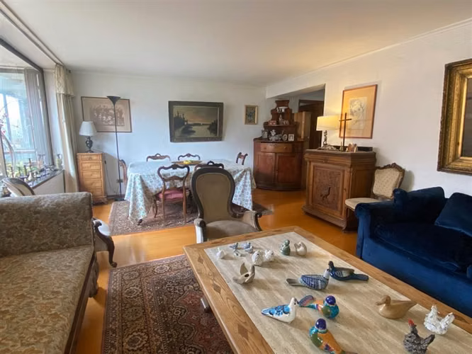 Departamento en venta de 4 dorm. en Las Condes