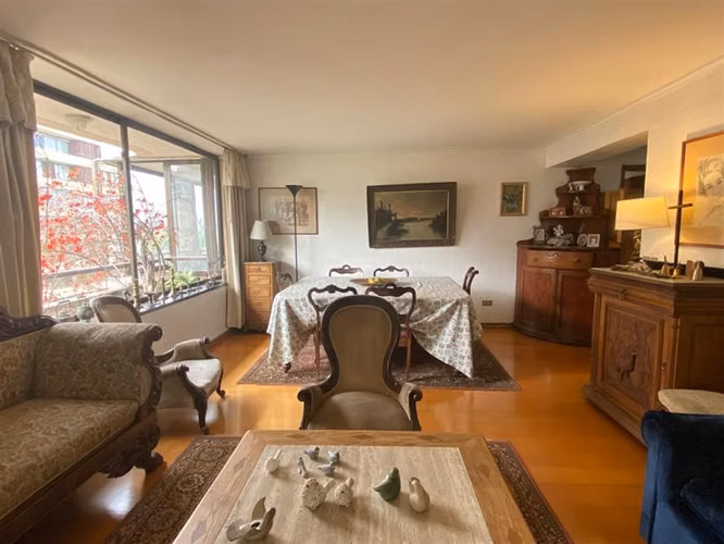 Departamento en venta de 4 dorm. en Las Condes
