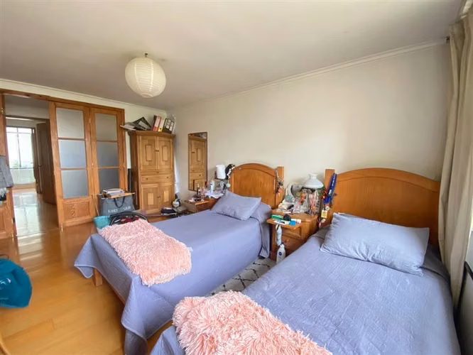 Departamento en venta de 4 dorm. en Las Condes