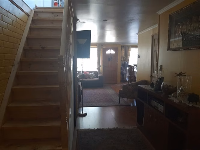 Casa en venta de 4 dorm. en La Florida