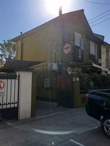 Casa Comercial en venta con Renta Inmediata en Barrio Italia