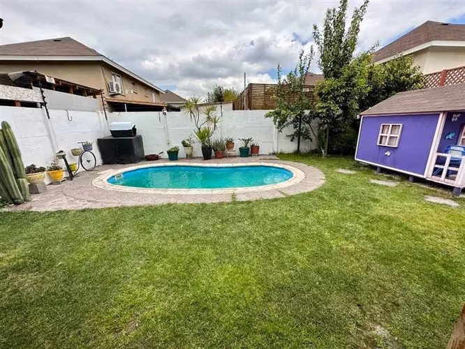 Casa en venta en Colina