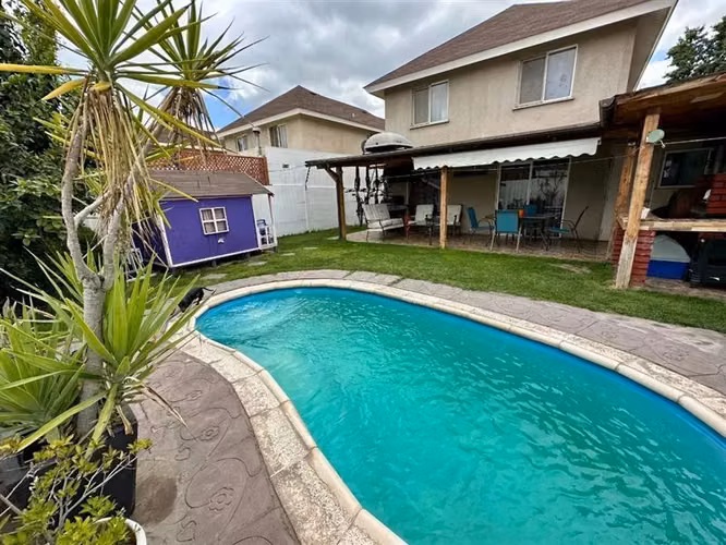 Casa en venta en Colina