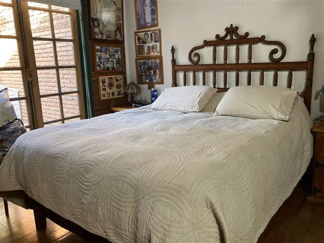 Casa en venta de 6 dorm. en La Florida