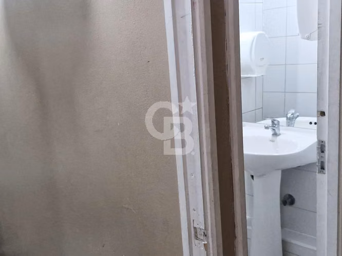 Local en Arriendo Providencia con Extractor