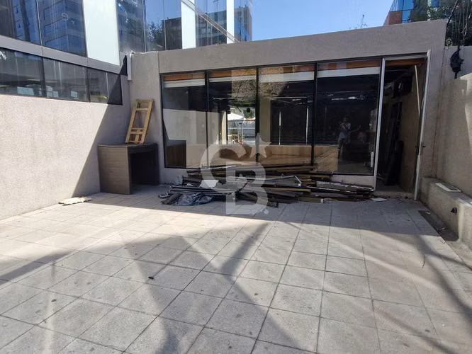 Local en Arriendo Providencia con Extractor