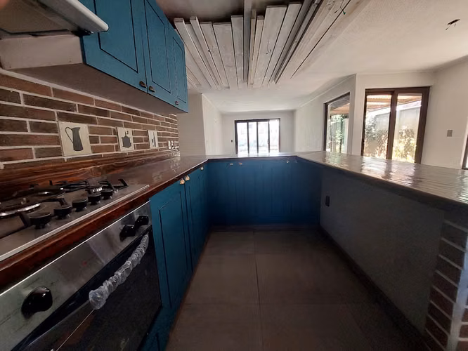 Excelente Casa en Los Alerces - Imagen 6