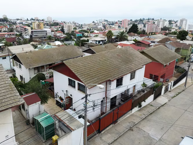 Hermosa casa en excelente sector de Viña del Mar Alto