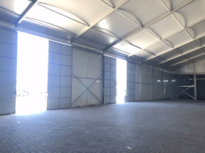 ARRIENDO BODEGA 1.000 M2 EN CENTRO LOGISTICO LA PO