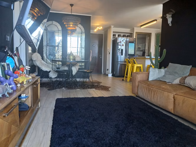 Venta de Amplio y Moderno Depto. 2D, 2B, 2 Estac y Bodega Metro Irarrázaval