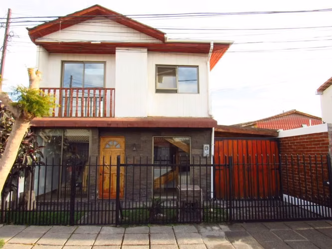En Venta Estupenda Casa 3D, 2B.  Ciudad Satélite