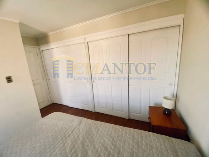 Arriendo departamento amoblado 2 dormitorios en Club de Yates, Centro, Incluye GC