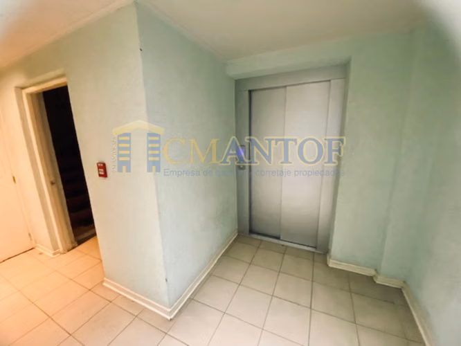 Arriendo departamento amoblado 2 dormitorios en Club de Yates, Centro, Incluye GC