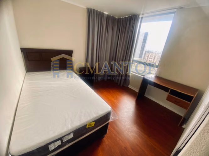 Arriendo departamento amoblado 2 dormitorios en Club de Yates, Centro, Incluye GC