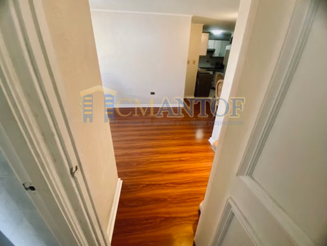 Arriendo departamento amoblado 2 dormitorios en Club de Yates, Centro, Incluye GC