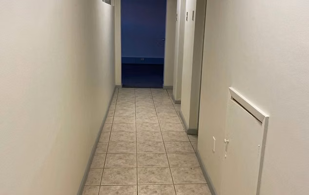 SE ARRIENDA EXCELENTE OFICINA EN PLENO CENTRO DE TEMUCO GALERIA FOURCADE.