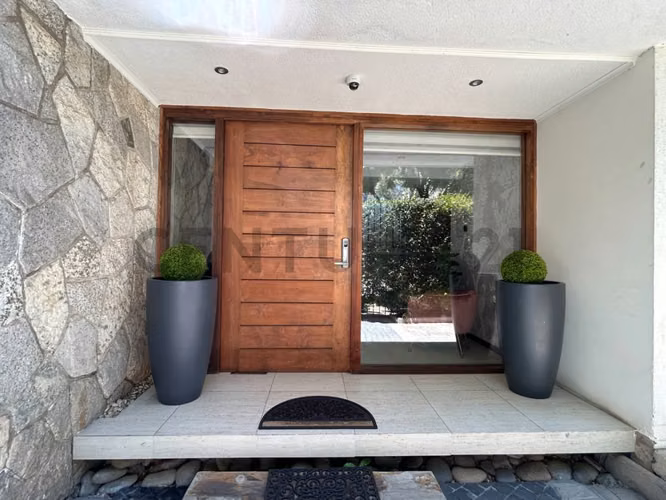 Venta Hermosa Casa en venta en Cerro Castillo.