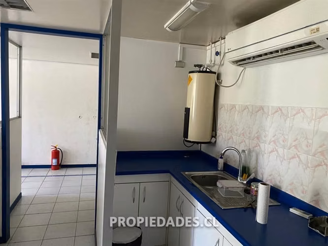 Local comercial en arriendo en La Florida y estacionamientos