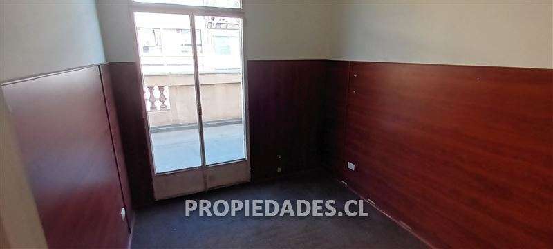 Gran oficina con terraza en venta en Santiago - Imagen 13