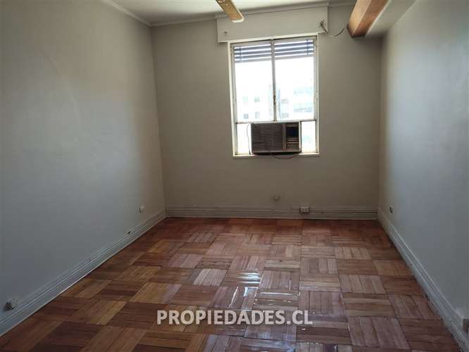 Gran oficina con terraza en venta en Santiago - Imagen 11