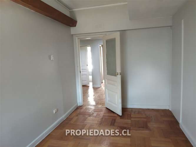 Gran oficina con terraza en venta en Santiago - Imagen 16