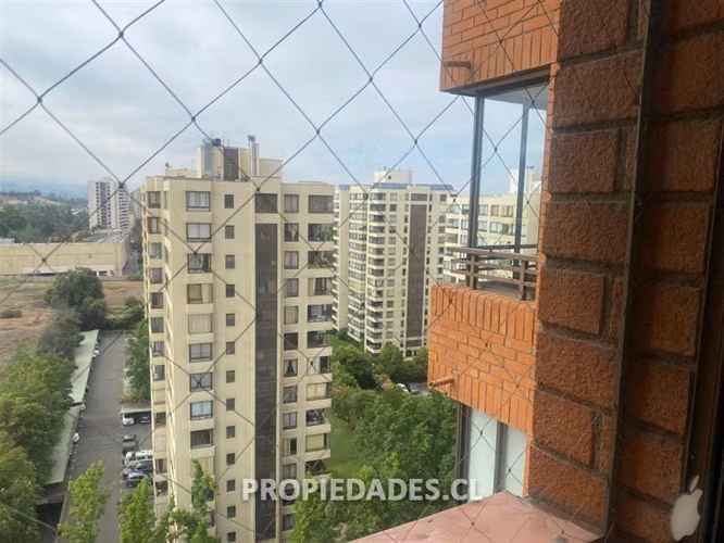 Departamento en venta de 3 dorm. en Las Condes