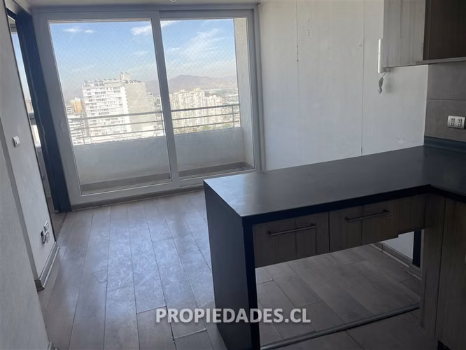 Departamento en venta de 3 dorm. Estación Central / Concón