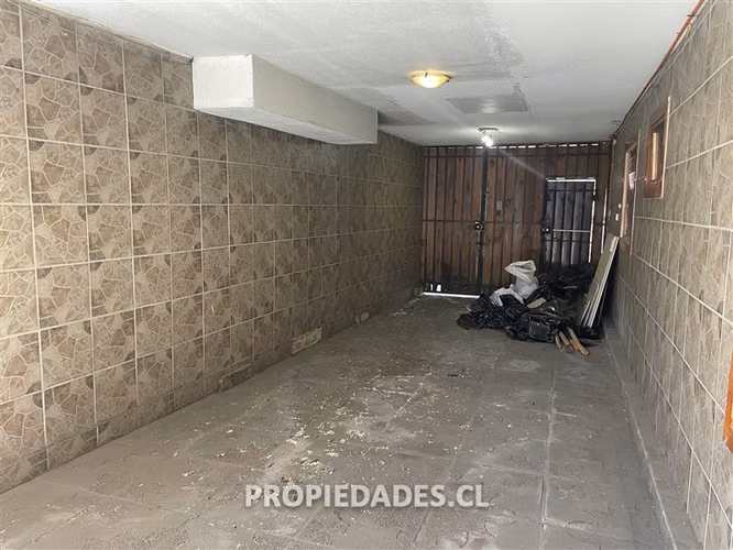 Local Comercial en venta en Santiago / Artemio Gutierrez