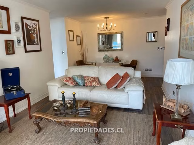 Departamento en venta en Ñuñoa / Plaza Ñuñoa / 2 Dorm. / 2BX