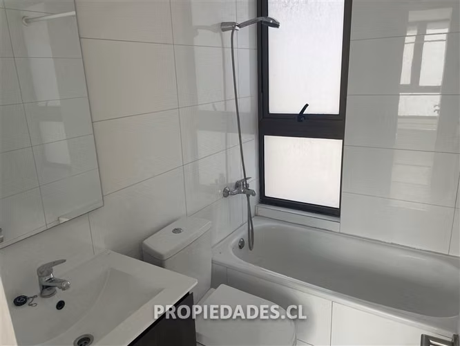 Departamento en venta de 2 dorm. en Recoleta / Caliche