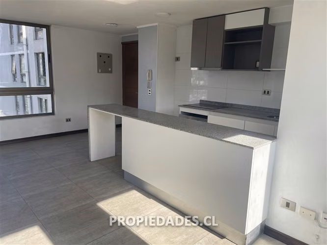 Departamento en venta de 2 dorm. en Recoleta / Caliche