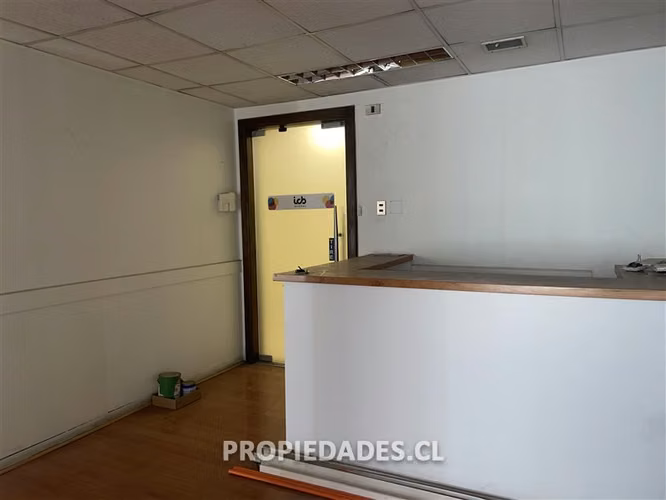 Oficina arriendo Las Condes / 7 privados/San Sebastián / 3BX