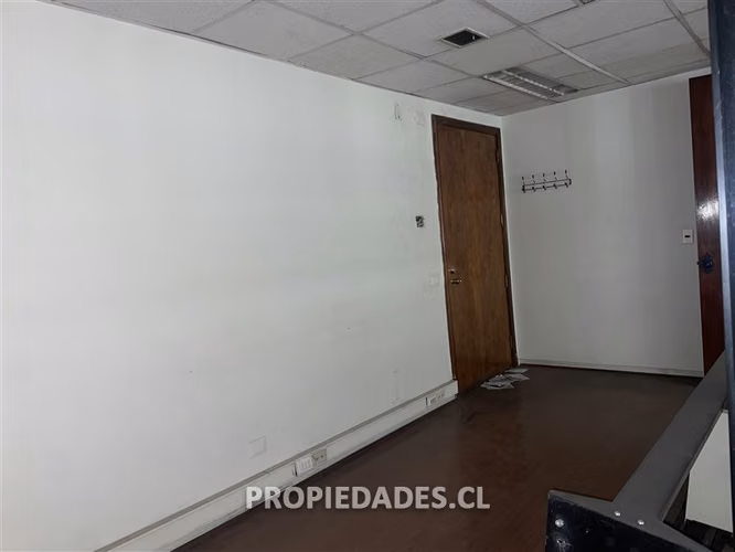 Oficina arriendo Las Condes / 7 privados/San Sebastián / 3BX