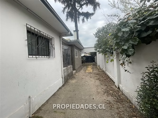 Gran Casa / Oficina en arriendo en Providencia.