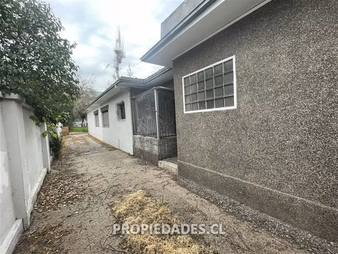 Gran Casa / Oficina en arriendo en Providencia.