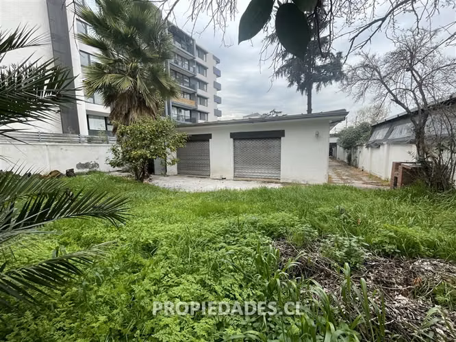Gran Casa / Oficina en arriendo en Providencia.