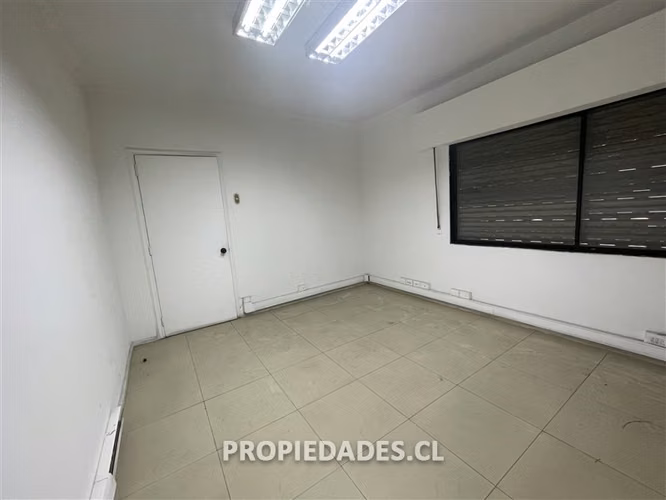 Gran Casa / Oficina en arriendo en Providencia.