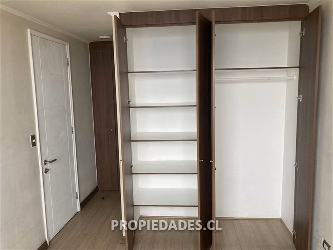 REBAJADO: Departamento en venta en San Miguel, est. y bod.