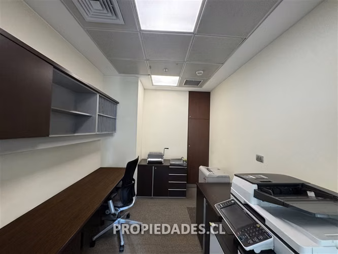 Espectacular oficina en arriendo en Las Condes - Imagen 30