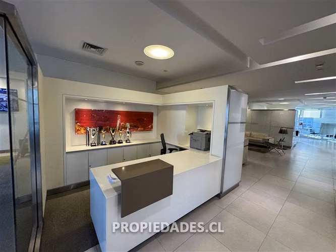 Espectacular oficina en arriendo en Las Condes - Imagen 19