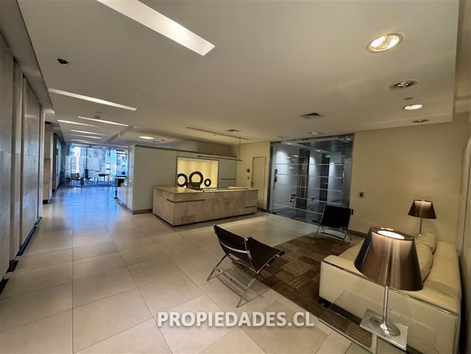 Esprectacular oficina en arriendo en Las Condes - Imagen 32